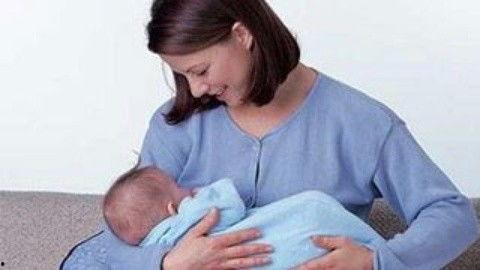 母乳在线看视频日韩,日韩妈妈的温馨育儿之道